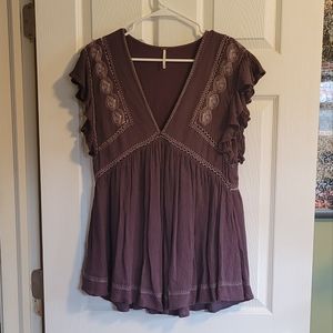 🌸Free People Top purple/ plum color